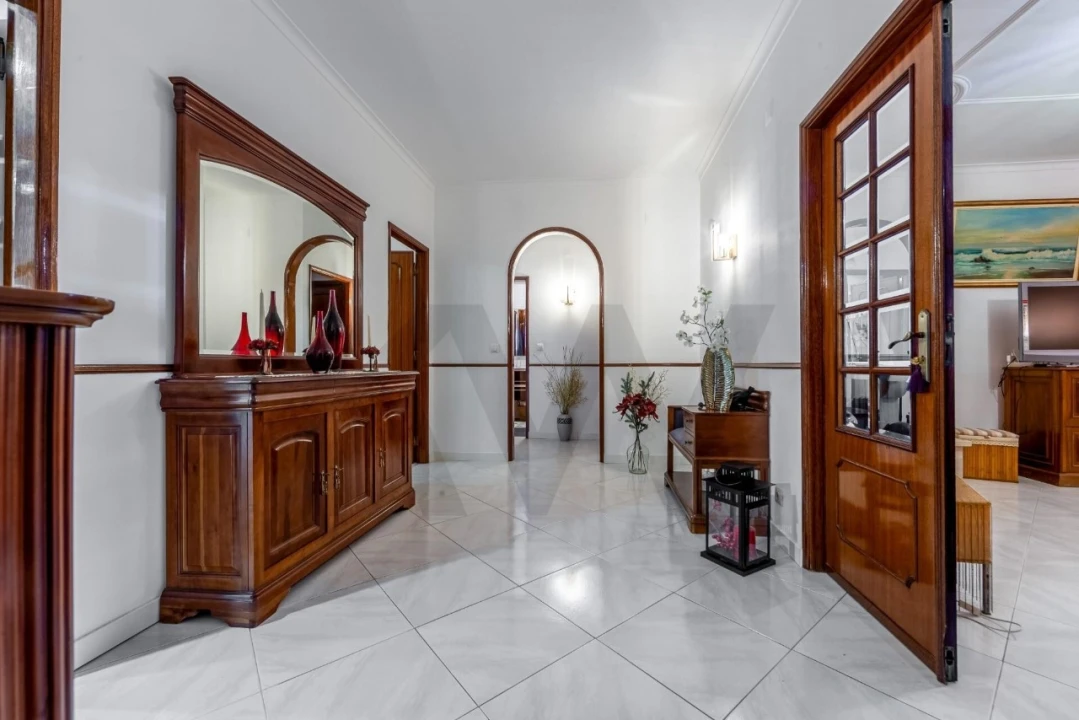 Apartamento T3 para Venda em Ramada e Caneças Foto 11