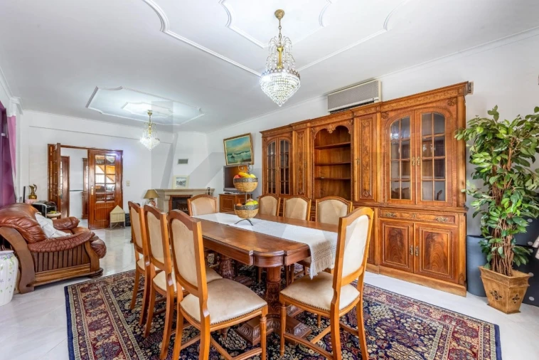 Apartamento T3 para Venda em Ramada e Caneças Foto 10