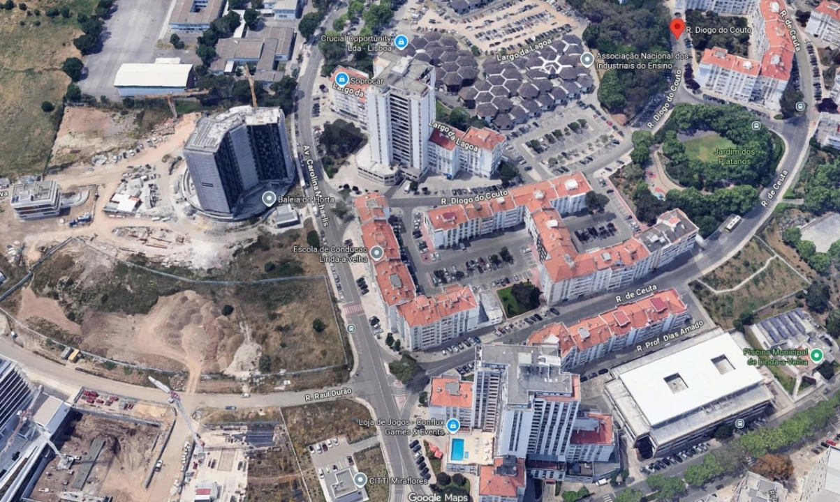 Garagem para Arrendamento em Algés, Linda-A-Velha e Cruz Quebrada-Dafundo Foto 16