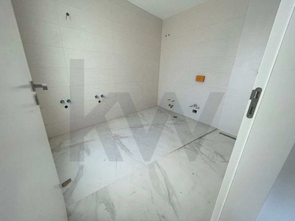 Moradia T4 para Venda em Portimão Foto 7