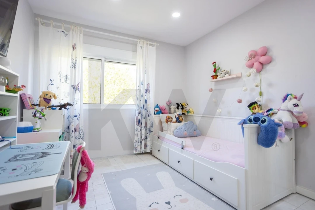 Apartamento T4 para Venda em Santo Antonio da Charneca Foto 28