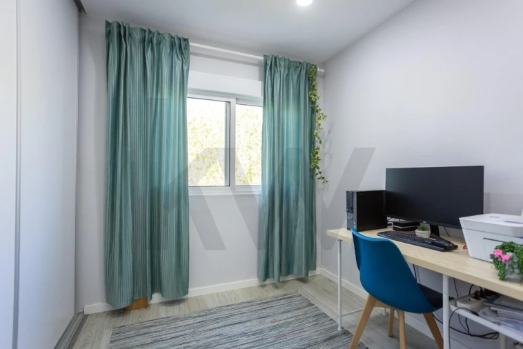 Apartamento T4 para Venda em Santo Antonio da Charneca Foto 20