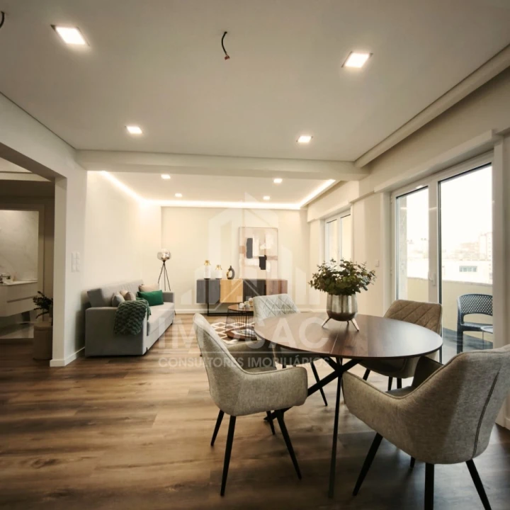 Apartamento T3 para Venda em Benfica Foto 9