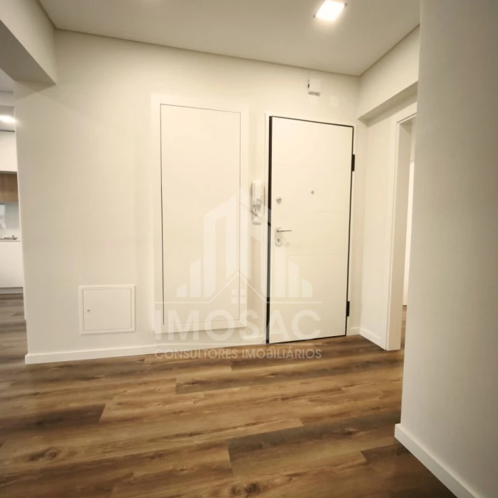 Apartamento T3 para Venda em Benfica Foto 31