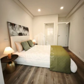 Apartamento T3 para Venda em Benfica