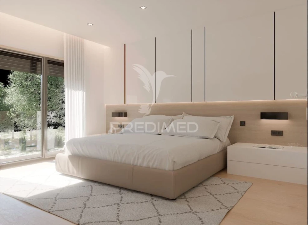 Moradia T4 para Venda em Meia Via Foto 19