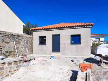 Moradia T1 para Venda em Darque