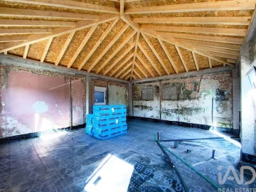 Moradia T1 para Venda em Darque