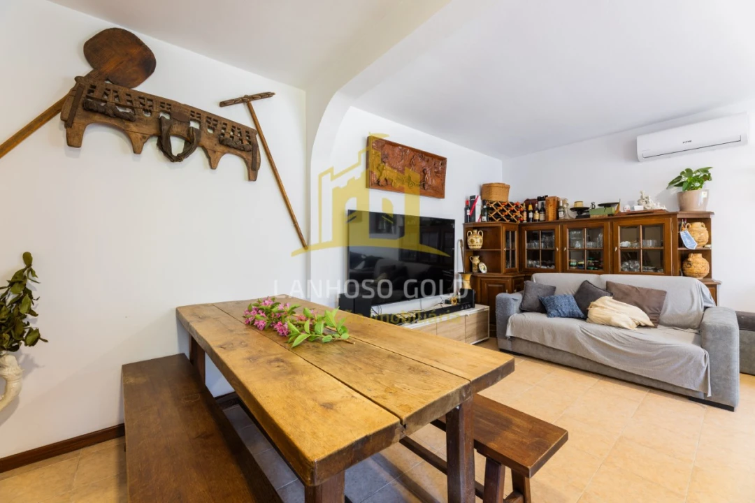 Moradia T3 para Venda em Azere Foto 2