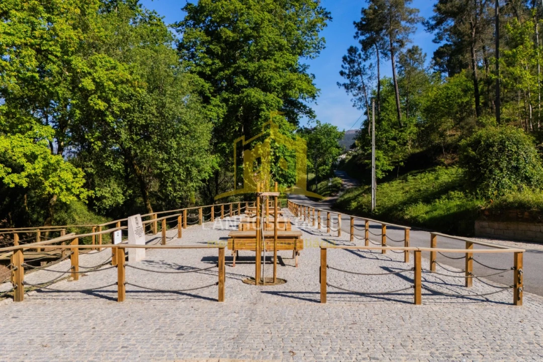 Moradia T3 para Venda em Azere Foto 14