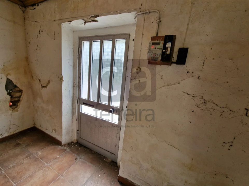 Moradia T2 para Venda em Vale de Cavalos Foto 10