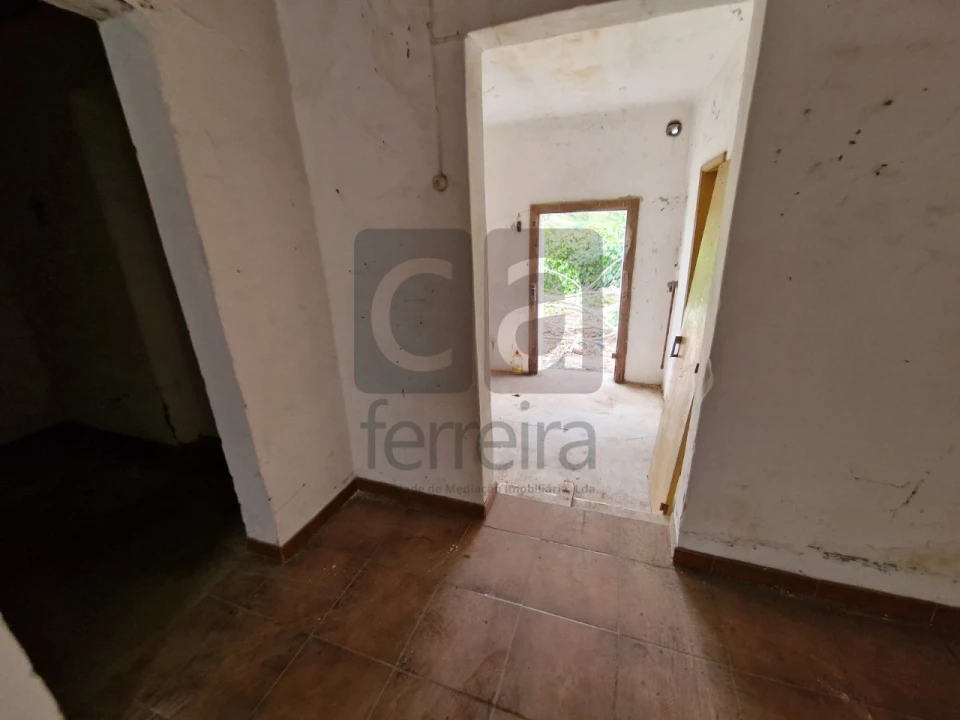 Moradia T2 para Venda em Vale de Cavalos Foto 14