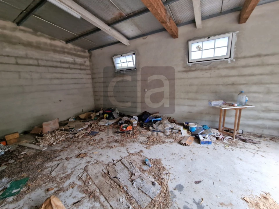 Moradia T2 para Venda em Vale de Cavalos Foto 23