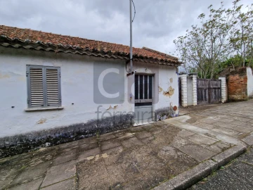Moradia T2 para Venda em Vale de Cavalos