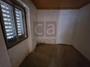 Moradia T2 para Venda em Vale de Cavalos