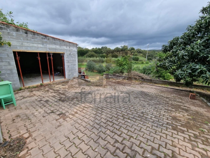 Moradia T2 para Venda em Vale de Cavalos Foto 19