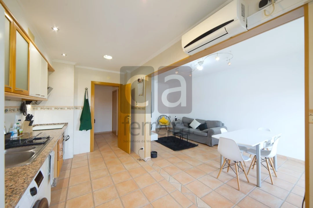 Apartamento T2 para Venda em Almeirim Foto 8