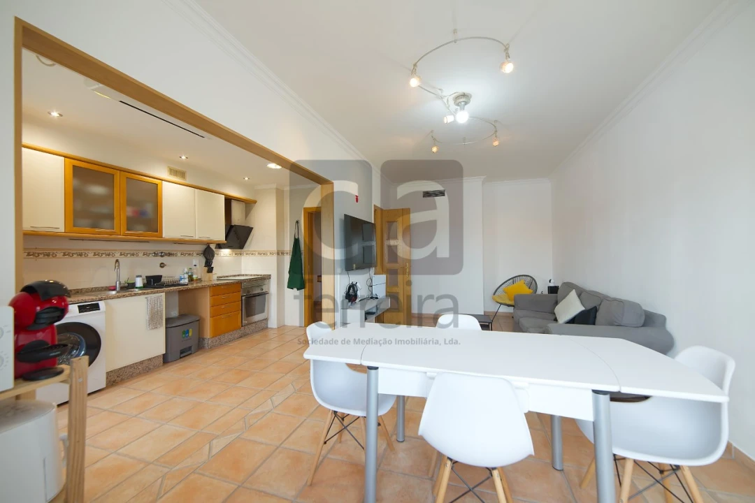 Apartamento T2 para Venda em Almeirim Foto 6