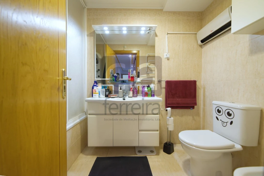 Apartamento T2 para Venda em Almeirim Foto 20