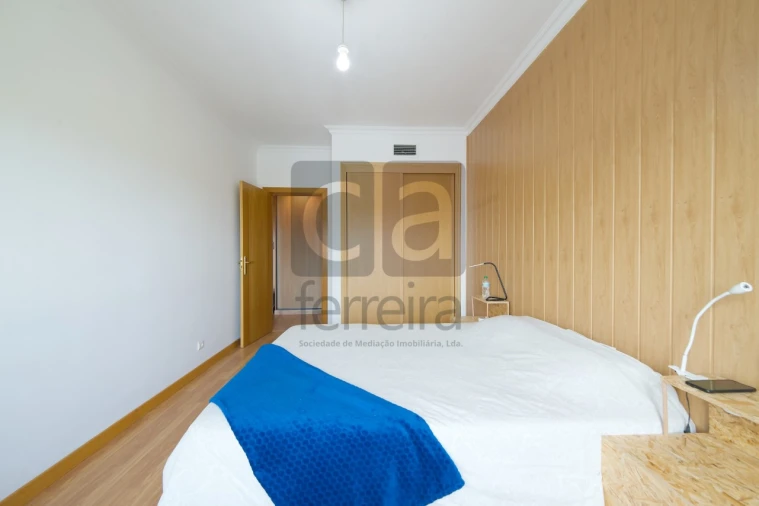 Apartamento T2 para Venda em Almeirim Foto 15