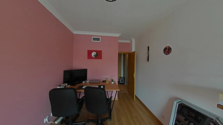 Apartamento T2 para Venda em Almeirim Foto 40
