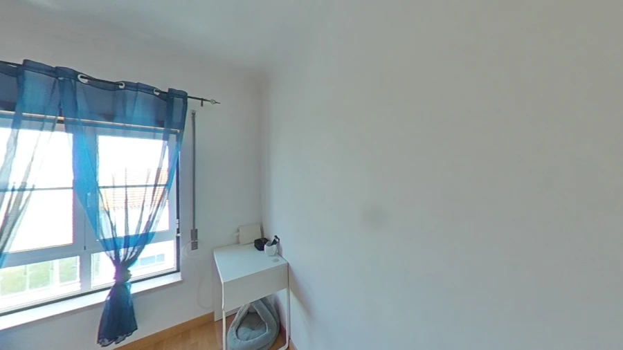 Apartamento T2 para Venda em Almeirim Foto 35