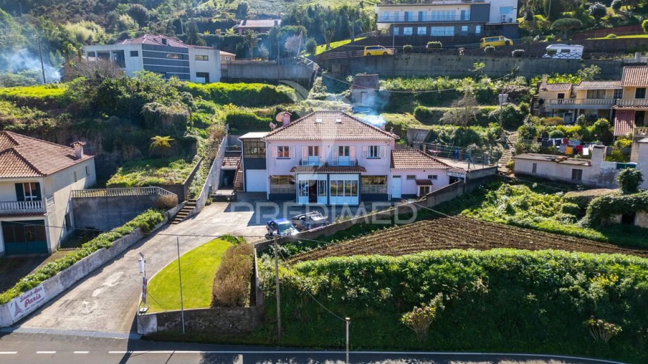 Moradia T3 para Venda em Santo Antonio da Serra Foto 1