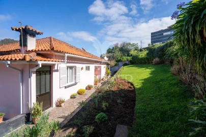 Moradia T3 para Venda em Santo Antonio da Serra