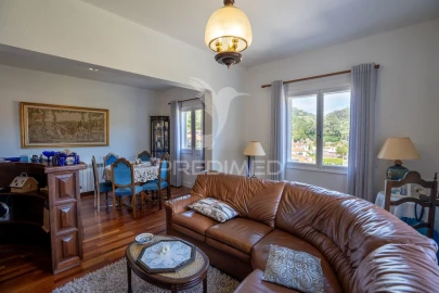 Moradia T3 para Venda em Santo Antonio da Serra