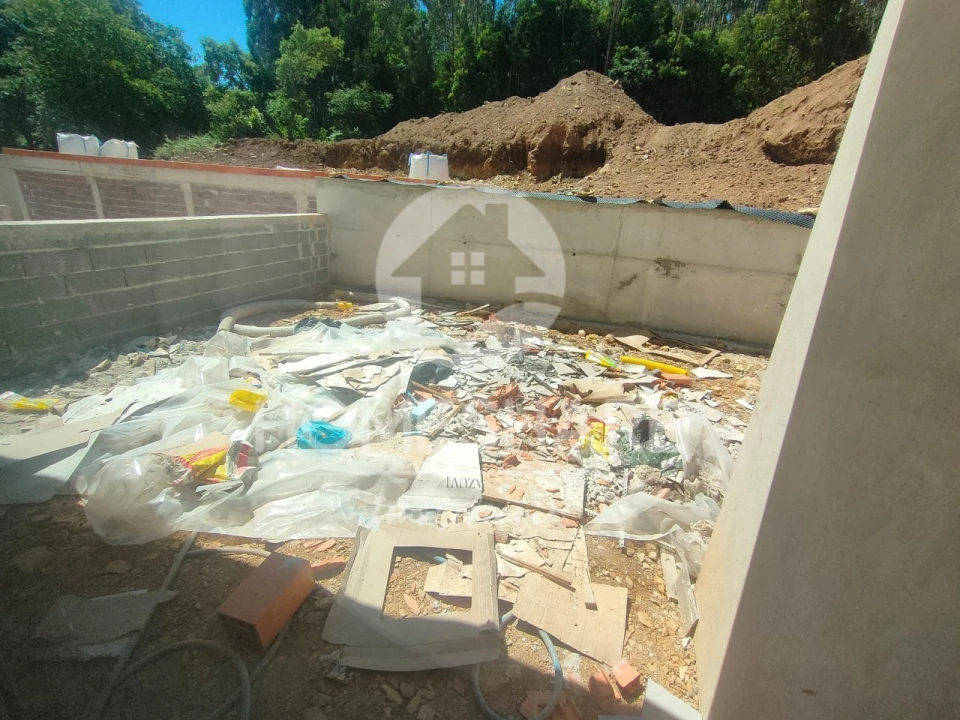 Moradia T3 para Venda em Valongo Foto 33