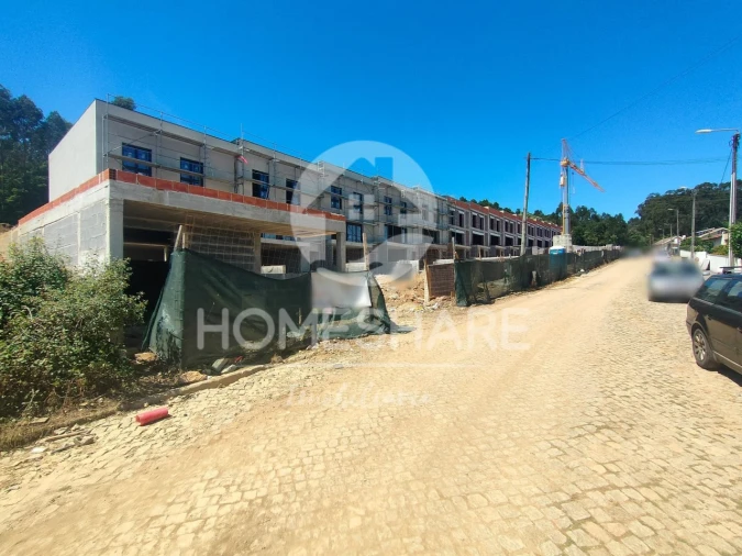 Moradia T3 para Venda em Valongo Foto 2