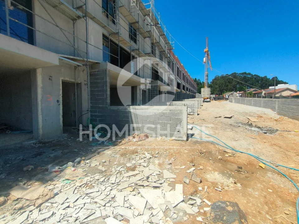 Moradia T3 para Venda em Valongo Foto 6