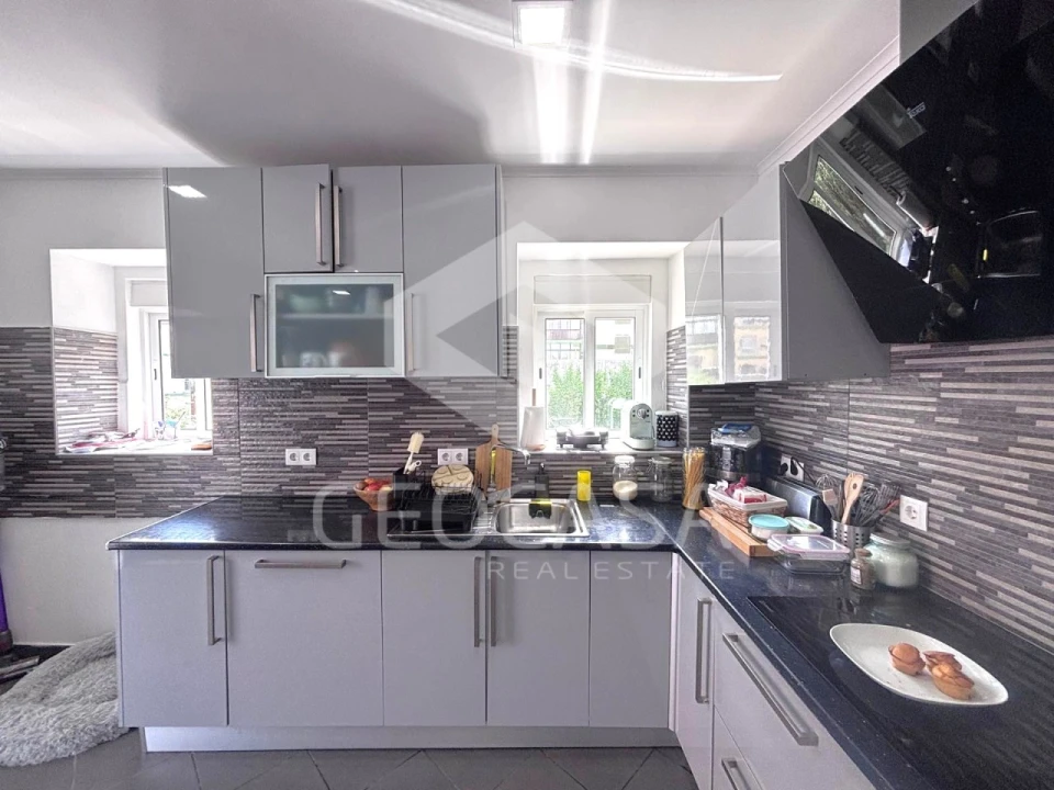 Moradia T2 para Venda em Algueirão-Mem Martins Foto 4