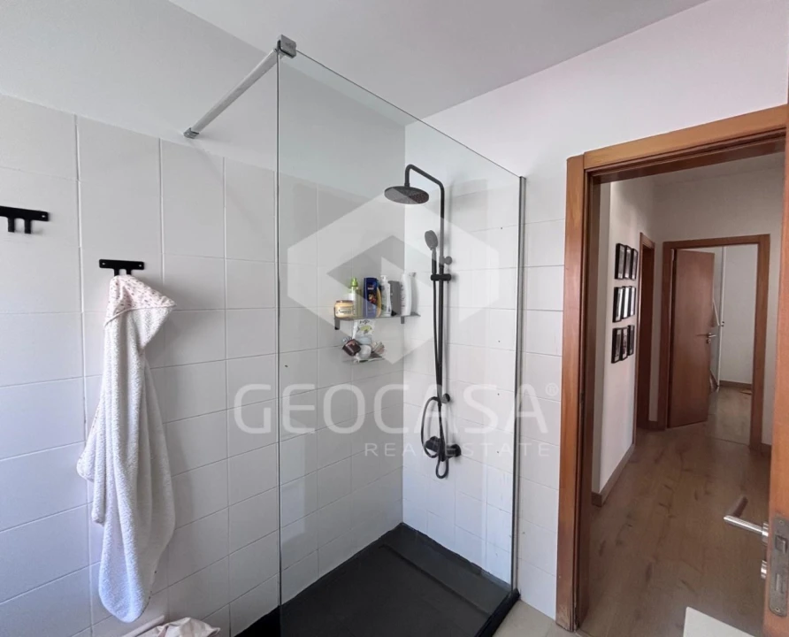 Moradia T2 para Venda em Algueirão-Mem Martins Foto 8