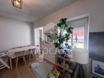 Moradia T2 para Venda em Algueirão-Mem Martins