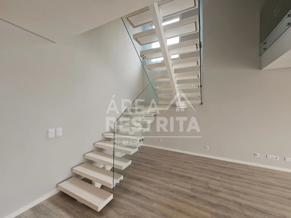 Moradia T4 para Venda em Azeitão (São Lourenço e São Simão) Foto 18