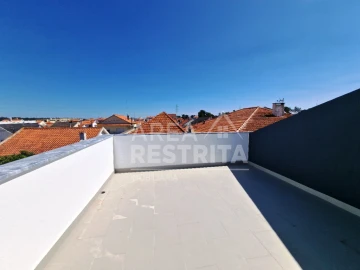 Moradia T3 para Venda em Quinta do Conde