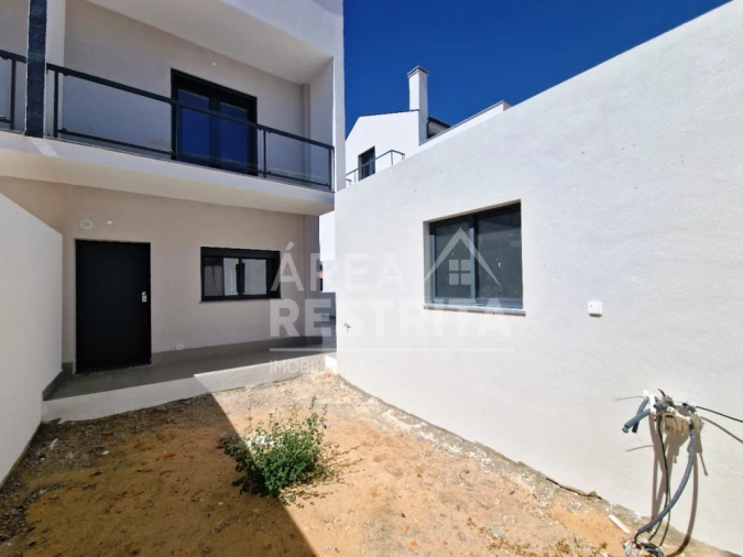 Moradia T3 para Venda em Quinta do Conde Foto 20