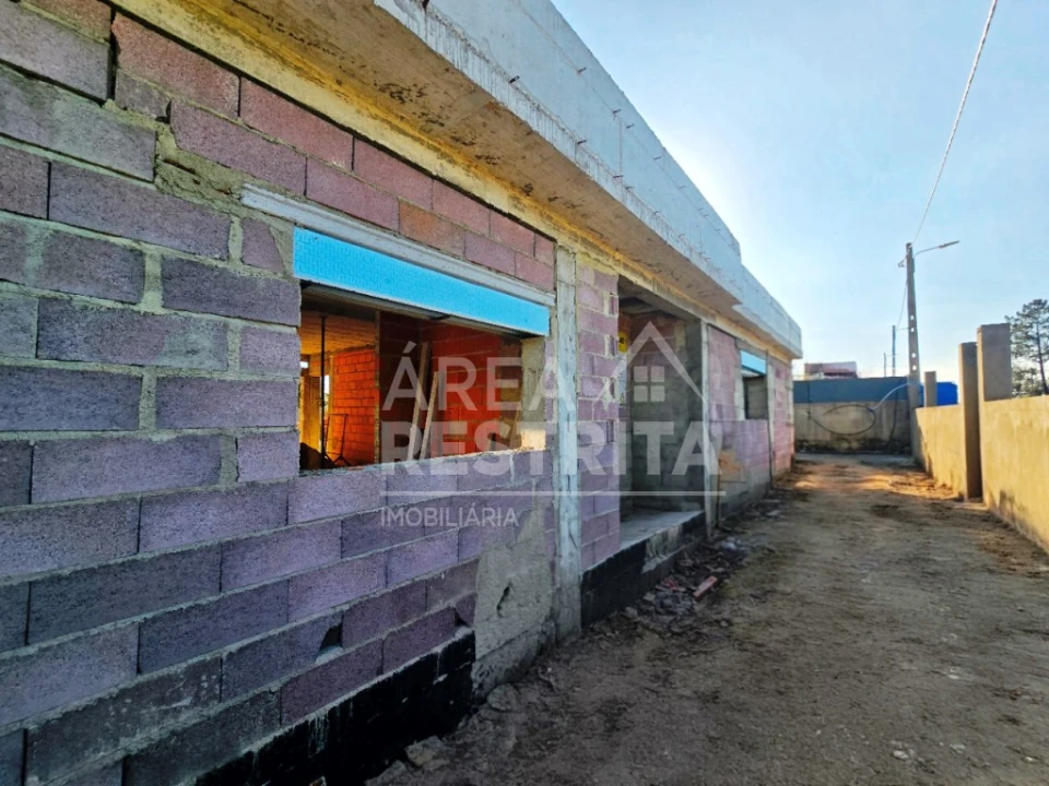 Moradia T4 para Venda em Quinta do Anjo Foto 18