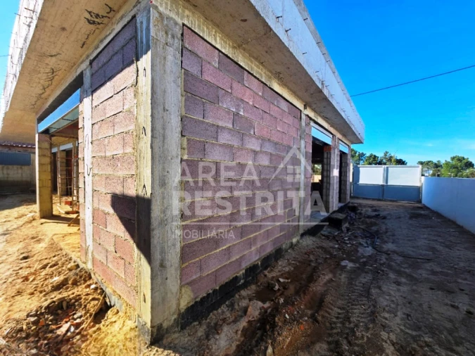 Moradia T4 para Venda em Quinta do Anjo Foto 20