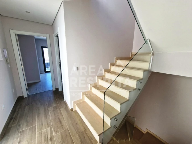 Moradia T3 para Venda em Quinta do Conde Foto 12