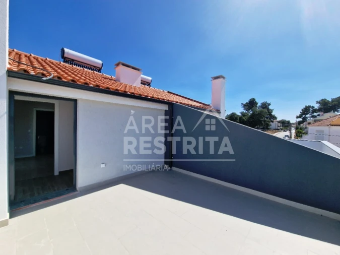 Moradia T3 para Venda em Quinta do Conde Foto 20