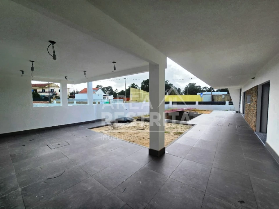 Moradia T3 para Venda em Quinta do Anjo Foto 9