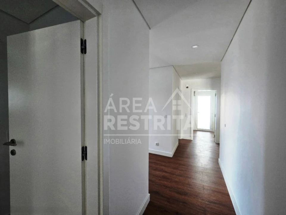 Moradia T3 para Venda em Quinta do Anjo Foto 20