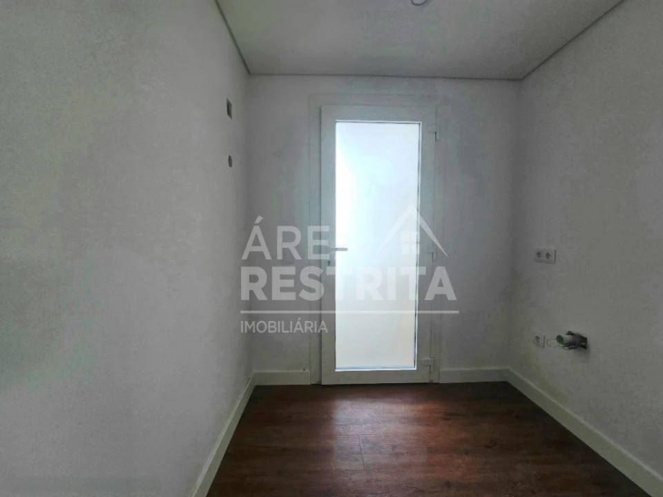 Moradia T3 para Venda em Quinta do Anjo Foto 38