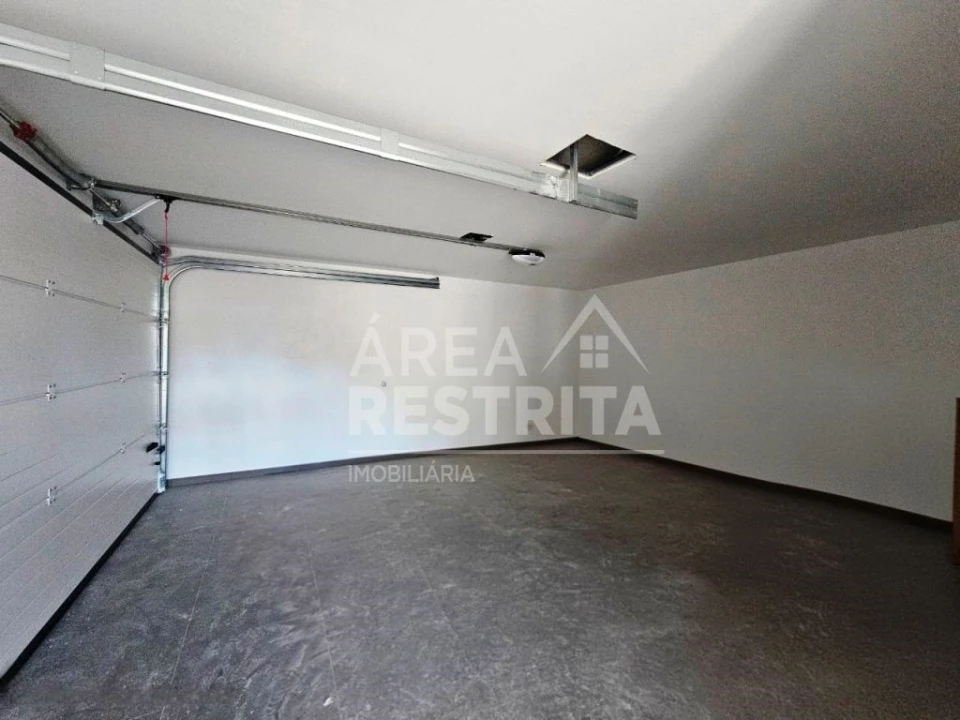 Moradia T3 para Venda em Quinta do Anjo Foto 39