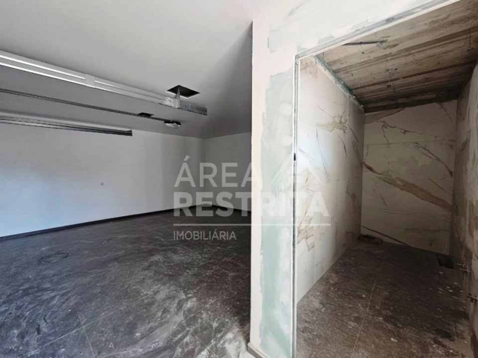 Moradia T3 para Venda em Quinta do Anjo Foto 40