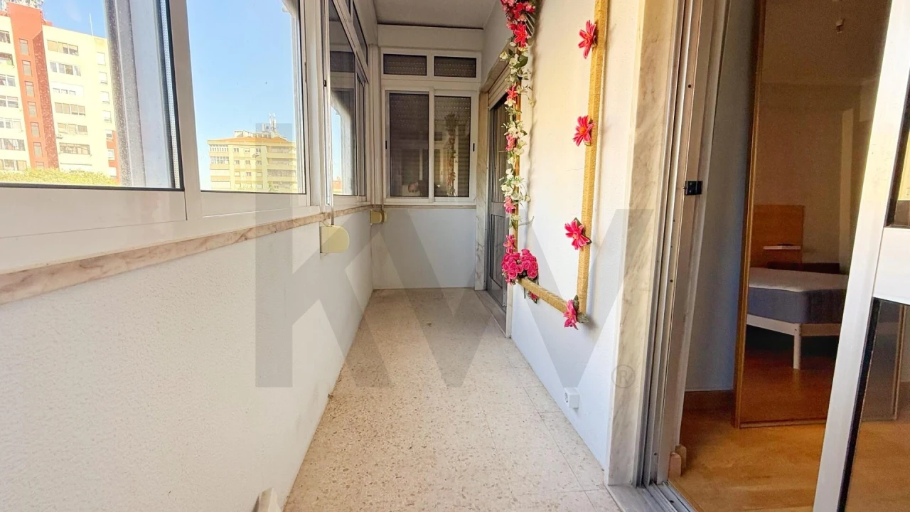 Apartamento T2 para Venda em Corroios Foto 21