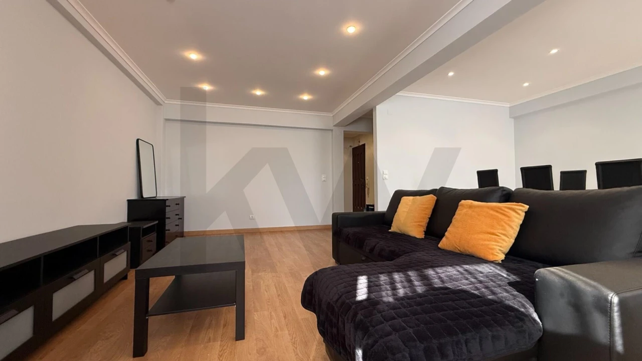 Apartamento T2 para Venda em Corroios Foto 2