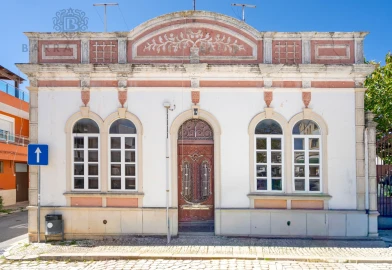 Moradia T5 para Venda em Loule (São Clemente)